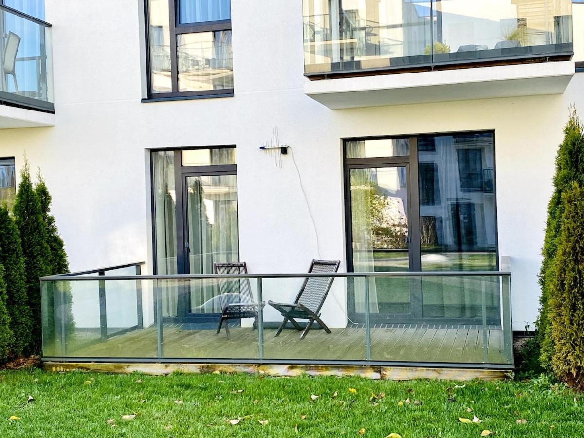 In Centre - With Balcony Butas *